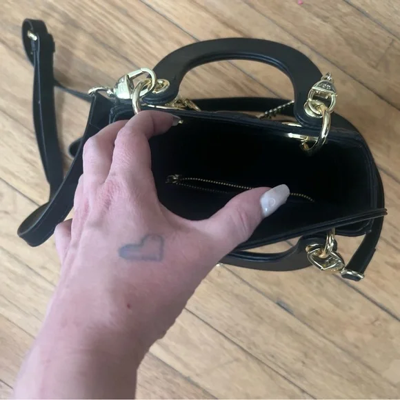 Dior Black Quilted Bag - Picture 3 of 7